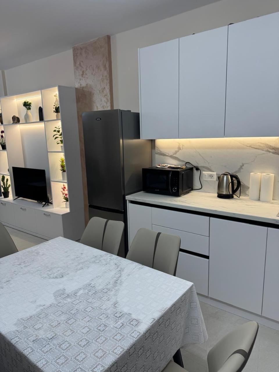 Aura Appartement Durrës